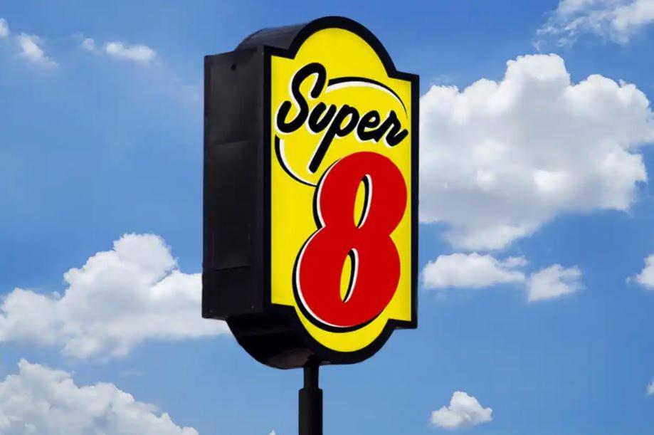 Super 8 By Wyndham Youngstown Girard Exteriör bild