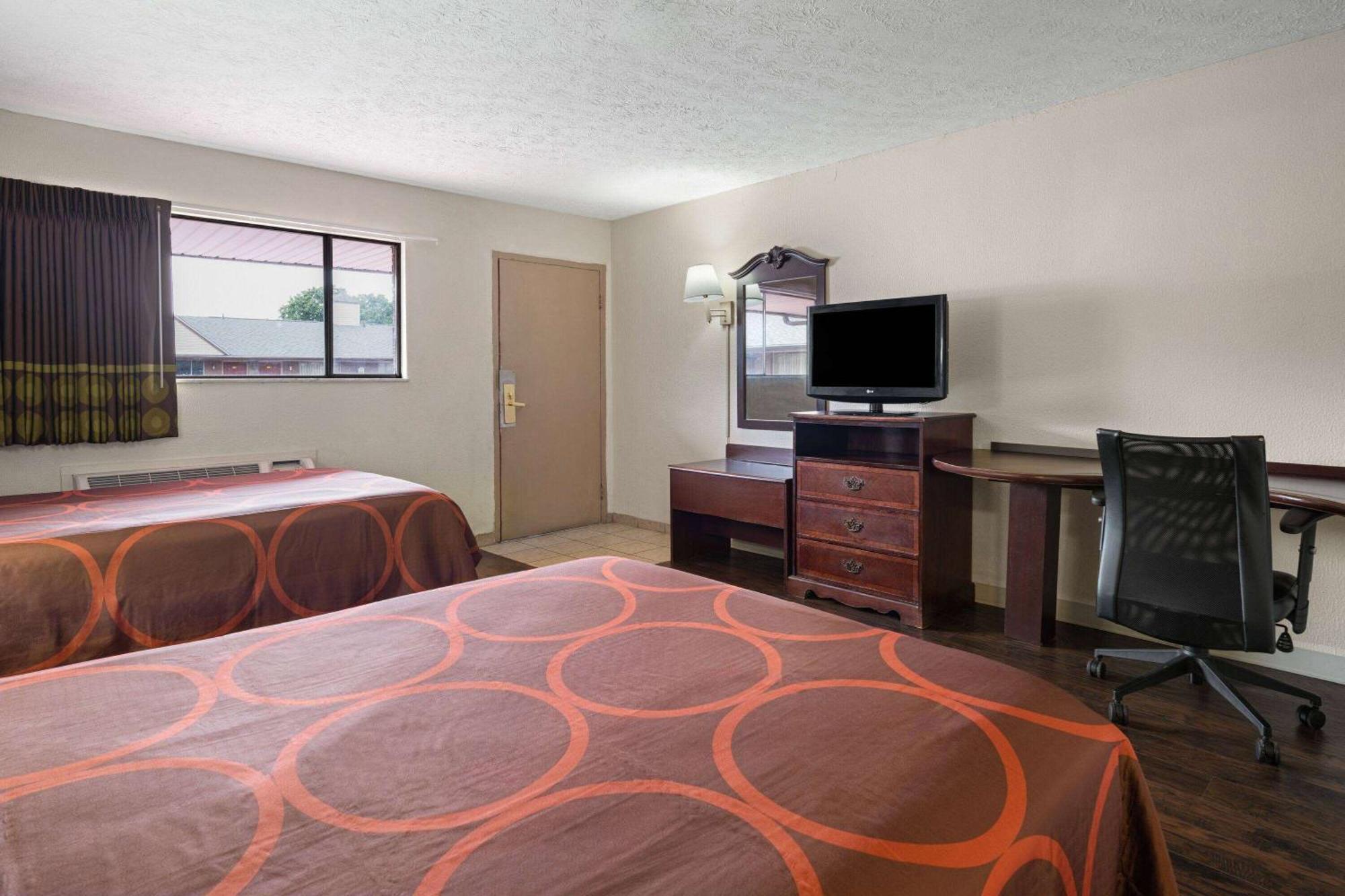 Super 8 By Wyndham Youngstown Girard Exteriör bild