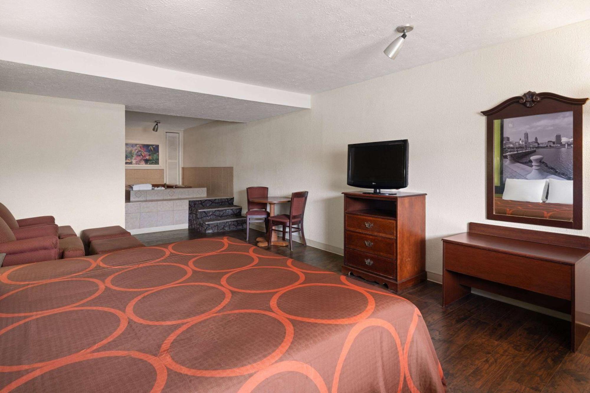 Super 8 By Wyndham Youngstown Girard Exteriör bild