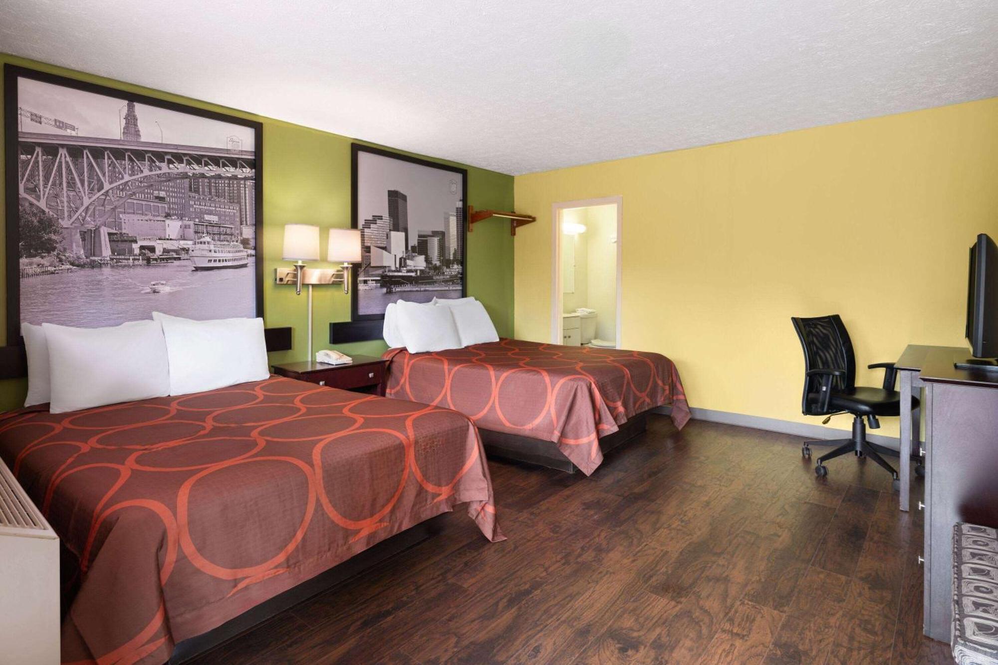 Super 8 By Wyndham Youngstown Girard Exteriör bild