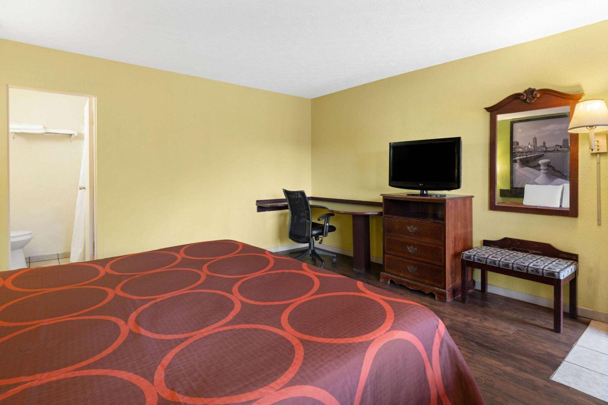 Super 8 By Wyndham Youngstown Girard Exteriör bild