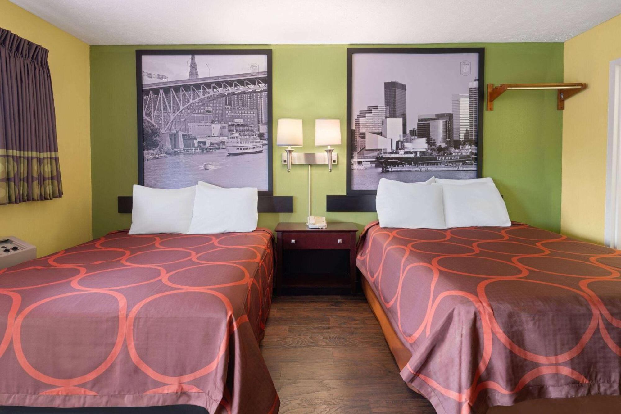 Super 8 By Wyndham Youngstown Girard Exteriör bild